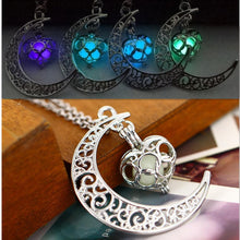 Load image into Gallery viewer, Crescent Moon and Heart Choker Necklace
